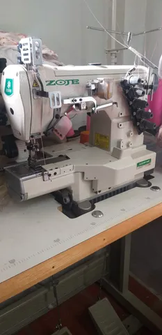 vendo maquina de costura galoneira zoje 