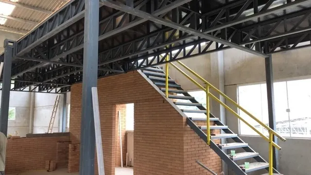 Mezanino Metálico