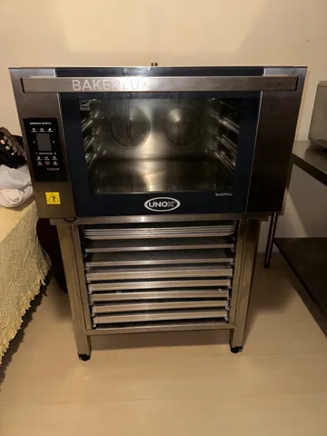 Forno Unox - Bakerlux Touch + base original com suporte + bandejas extras