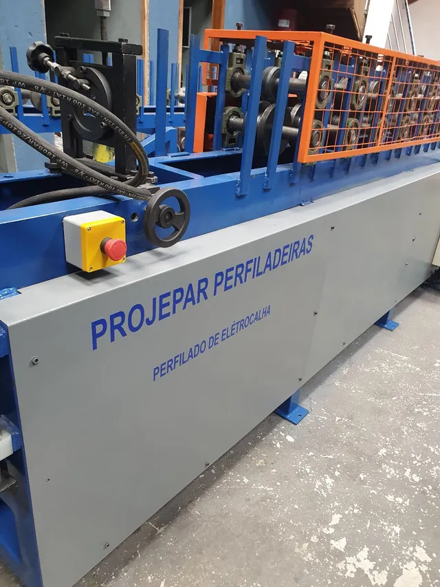 Perfiladeira 