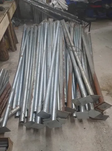 Tubos de Aço 88mm (3,5") Galvanizado #2mm com base (und)