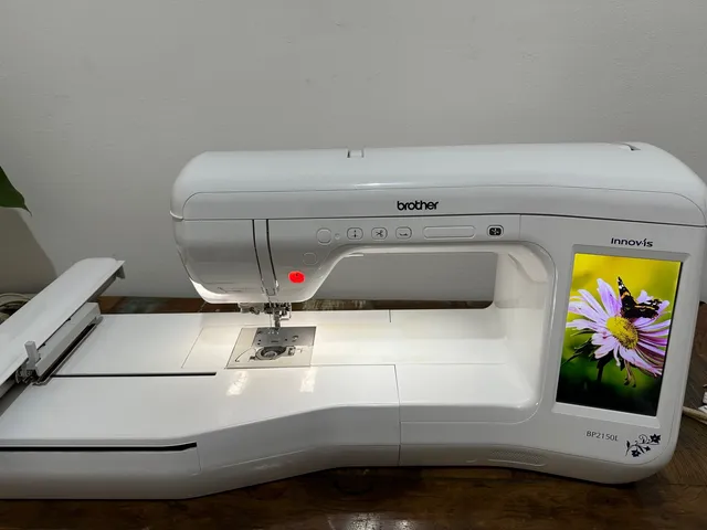 Bordadeira Brother BP2150L