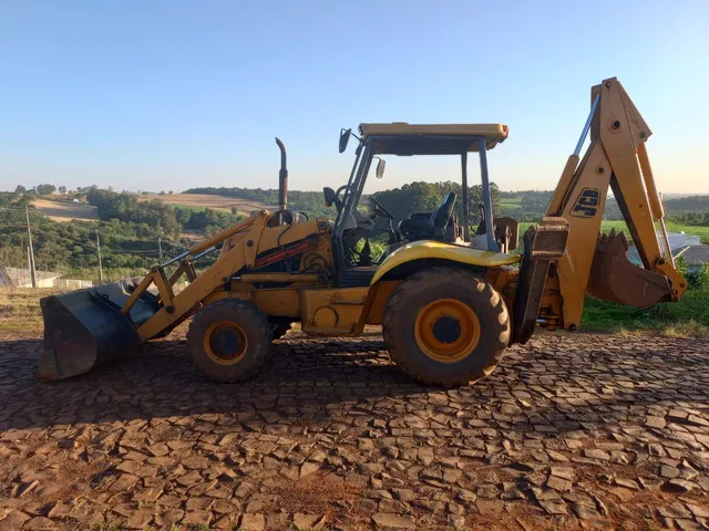 Retroescavadeira jcb,