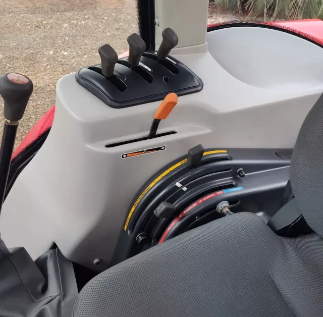 Trator Massey Ferguson 4275 Ano 2017