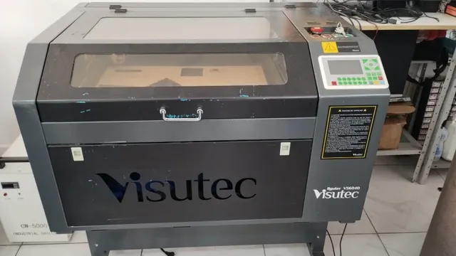 Máquina Router Laser Corte e Gravação Visutec
