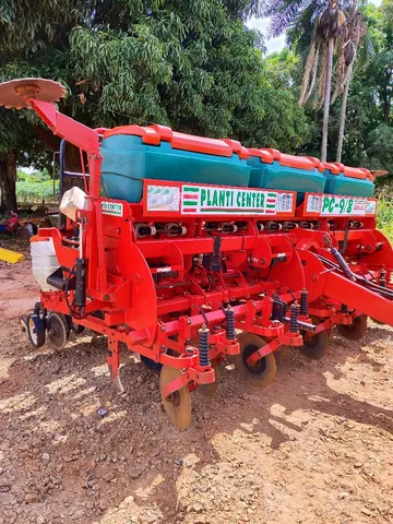 Plantadeira planti center G3 9 linhas