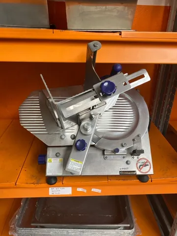 CORTADOR DE FRIOS GURAL AUTOMÁTICO 
