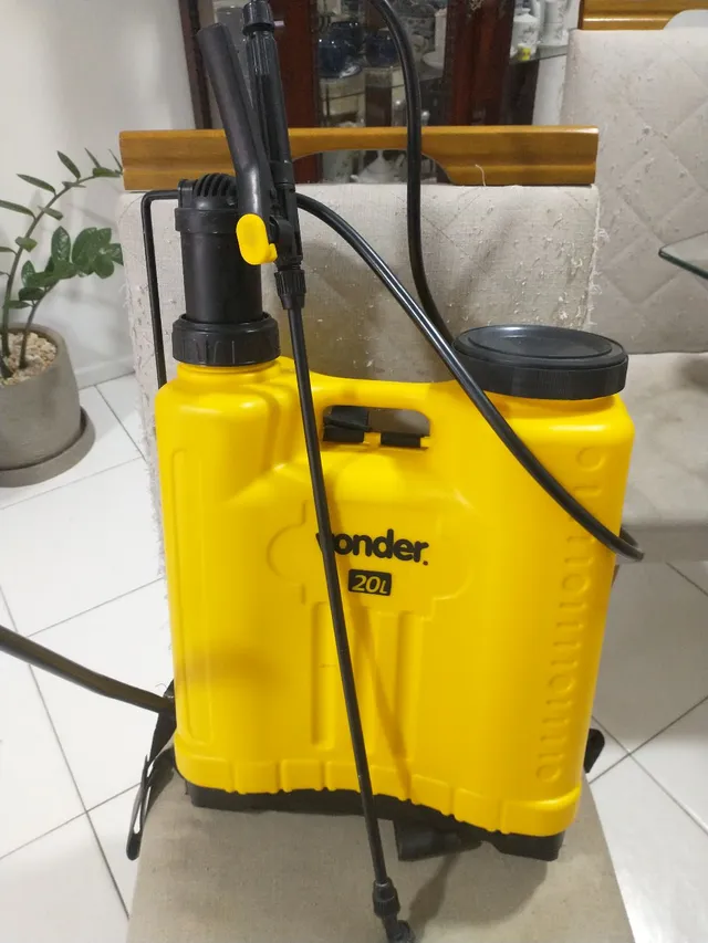 Pulverizador Costal Agrícola de 20 Litros - 6240020000 - vonder