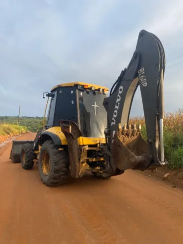 Retroescavadeira volvo bl60