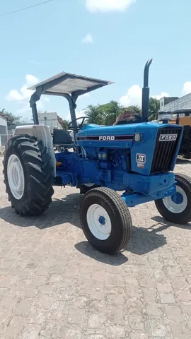Vendo trator 