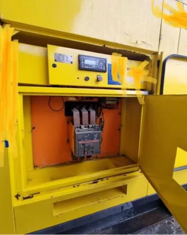 GERADOR DE ENERGIA 700 KVA/ ANO 2008