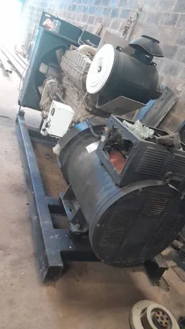 GERADOR DE ENERGIA 450 KVA/ ANO 2002/ C/ (Q.T.A)