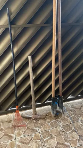 Ciscador, picareta e boca de lobo