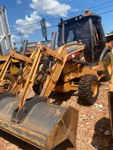 Retro escavadeira 580 N 4x4 ótimo estado 