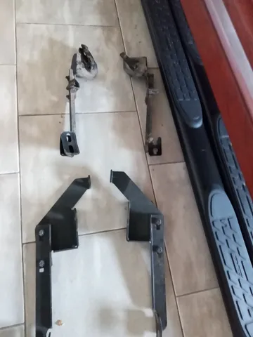 Estribo lateral Renault Duster marca keko original completo com suportes de fixação 