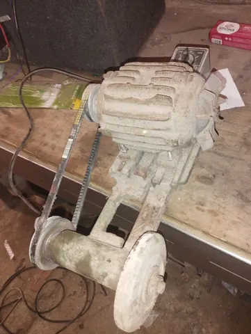 Vendo uma retifica pra torno mecânico 