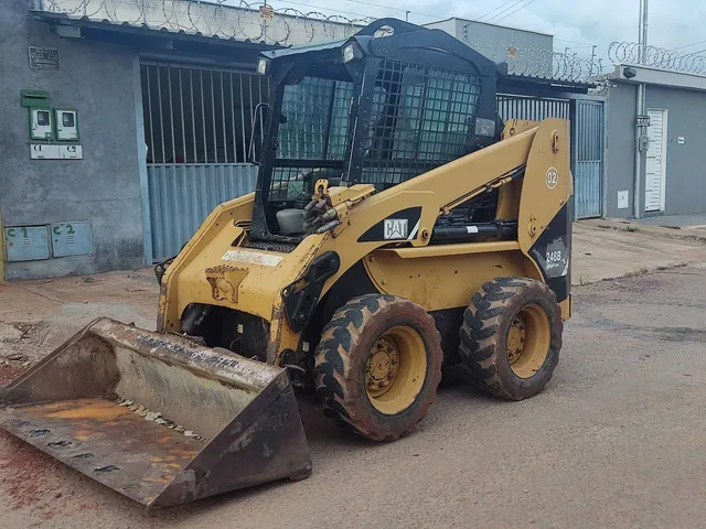 Mini pá carregadeira cat 248B