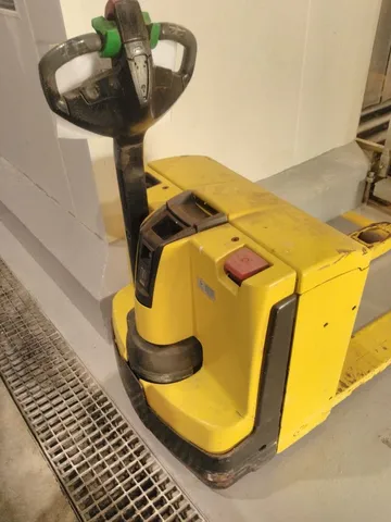 Transpaleteira Elétrica Jungheinrich EJE 116