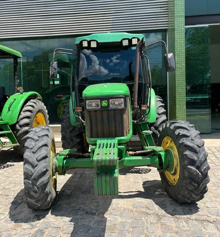 Trator Jhon Deere 5085E Cabinado