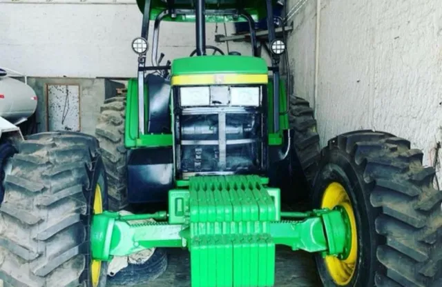 Trator john deere 7500 