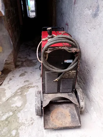 Máquina de solda mig izab.