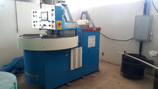 InjetMaster 4 - Injetora de metais Centrifuga Automática de 4 pratos