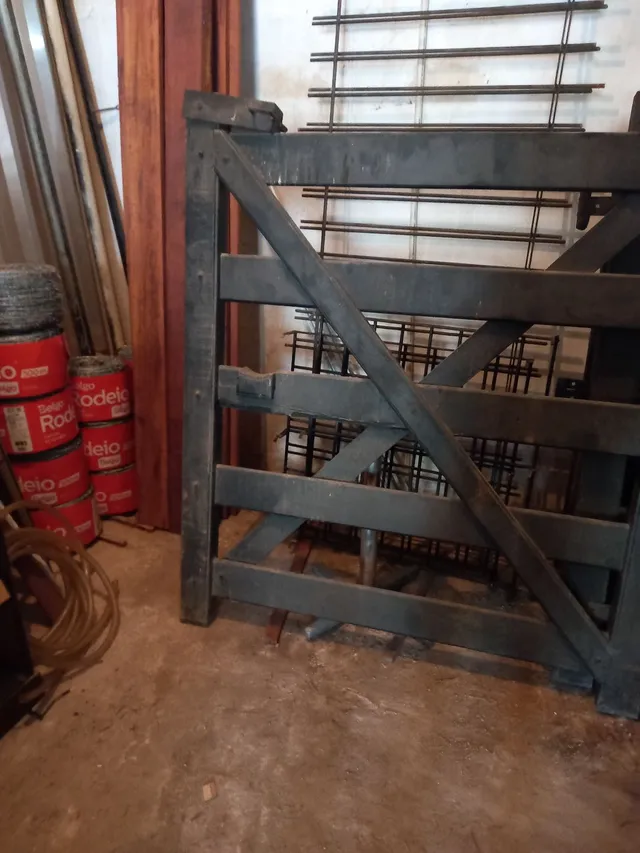 VENDO PLANTADEIRA E ADUBADEIRA.