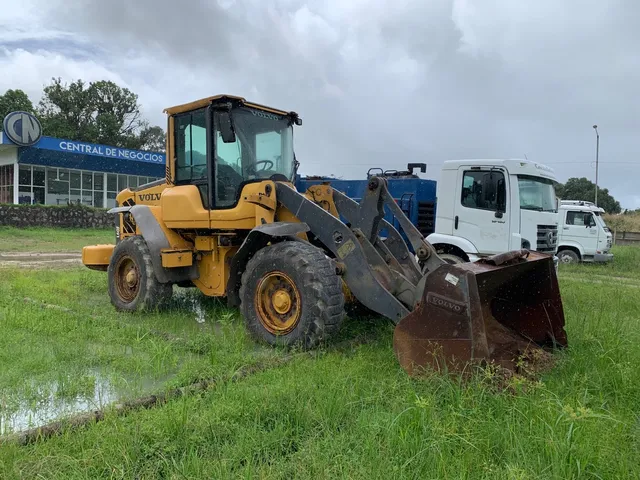 Pá Carregadeira Volvo L60F 2014