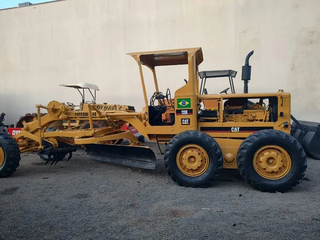 Motoniveladora Patrol 120b CAT 