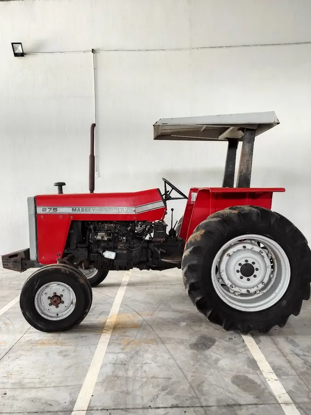 Massey Ferguson 275 Trator