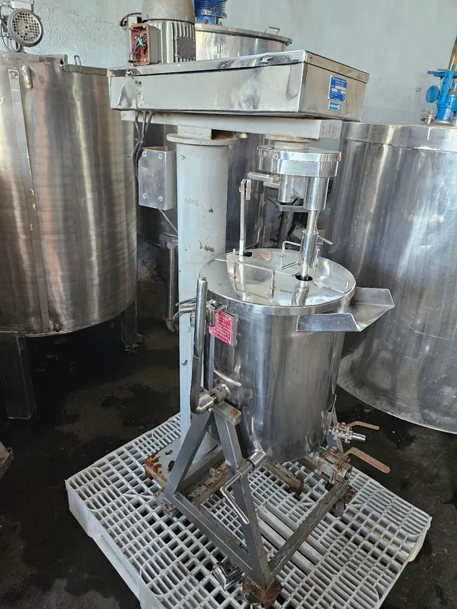 Reator/batedeira inox 50 litros com aquecimento 