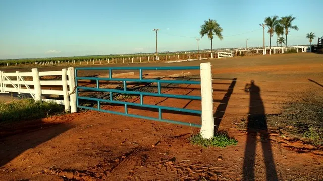 Porteiras porteiras cancela para fazenda sítios chácaras confinamento