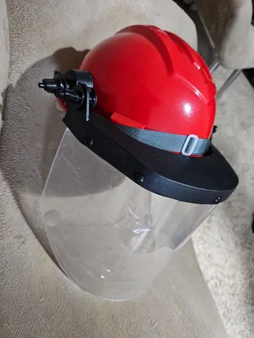 Capacete de Segurança com Protetor Facial marca Ledan