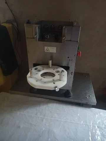 Máquina de salgado 