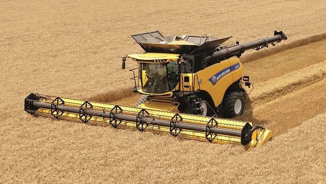 Colheitadiera New Holland / Leia o Anúncio 