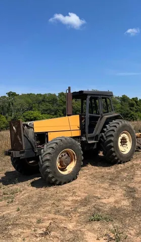 Trator Valtra 1780 ano 2006 