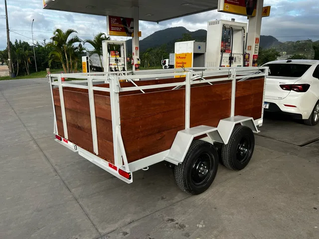 Carretinha trucada ( 2,80x1,50) 1500kg de carga 
