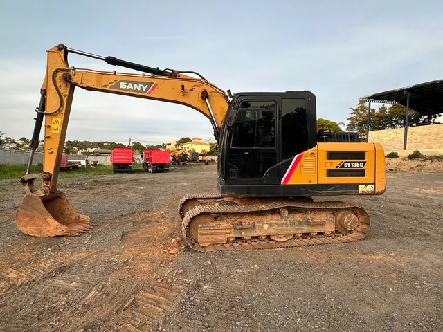 Escavadeira Sany SY135C 2021