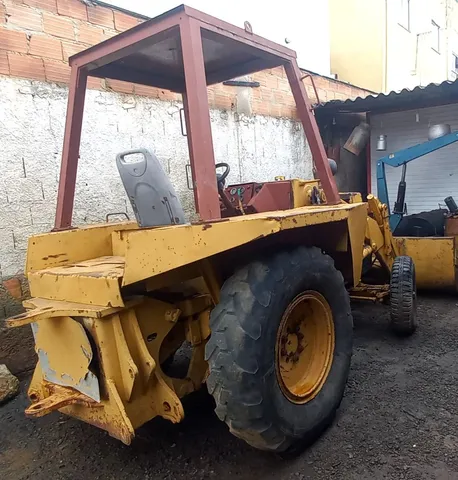 Case 580h carregadeira pula pula