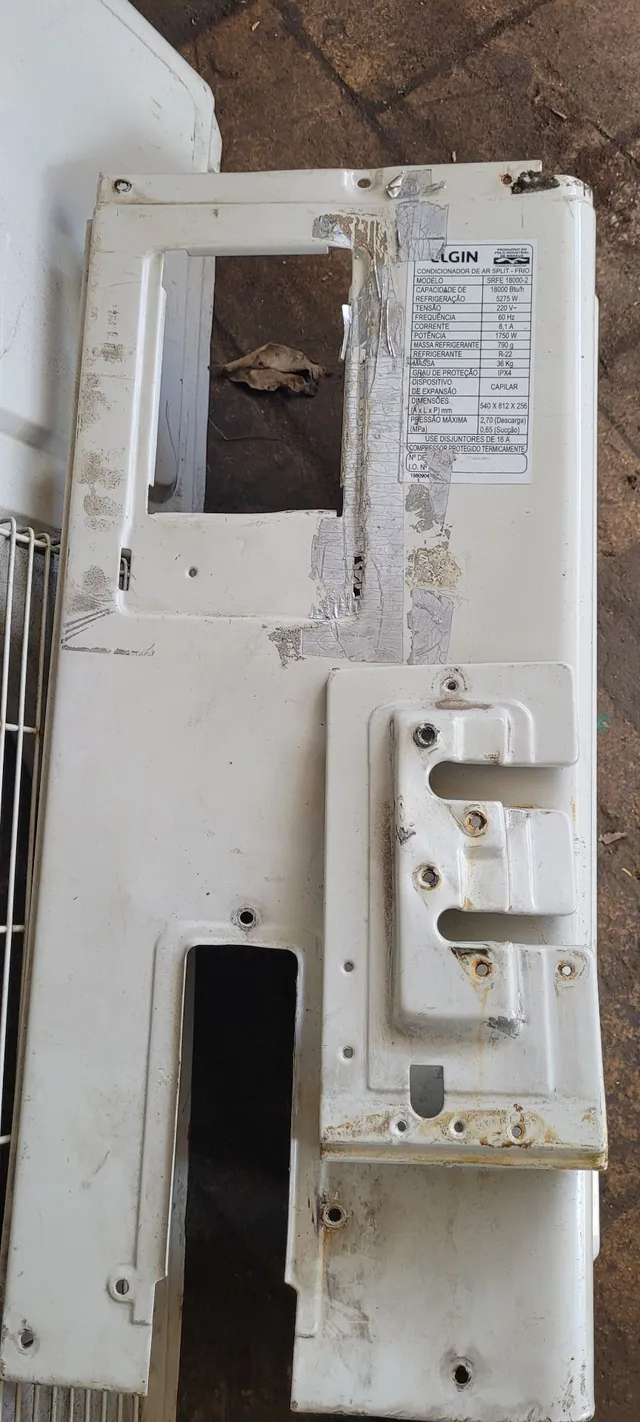 Vende se as tanpas completas da central de ar elgim 1800 btus