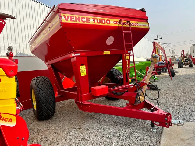 Carreta Granos 12500 multiuso 