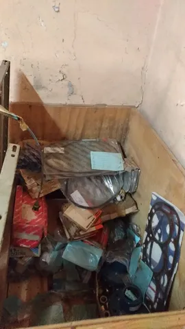 Lote de peças para tratores 