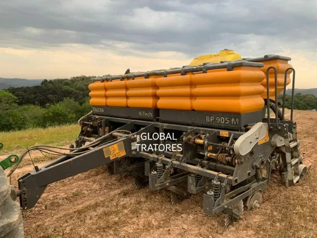 Oferta! Plantadeira Valtra BP 905M