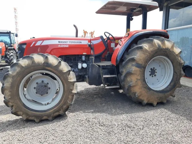 Trator MF 4292