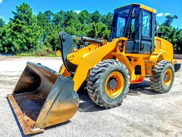 Pá Carregadeira New Holland W130 - 2007