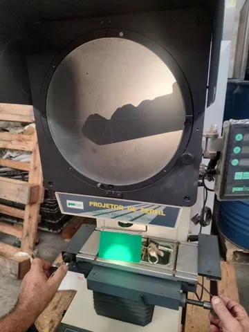Projetor de Perfil Pantec Com Digital