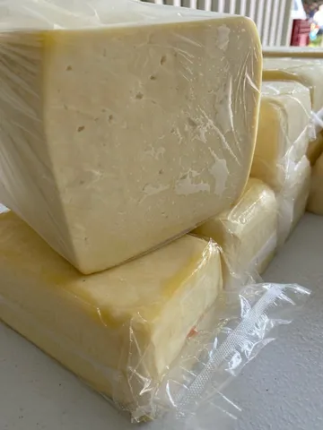 Queijo coalho novinho toda semana