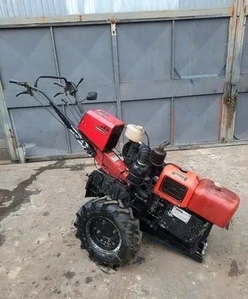 Microtrator Tramontini GN18 Master 18 HP Partida Elétrica com Rotativa