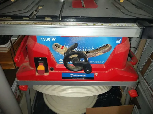 Equipamentos para Marcenaria.