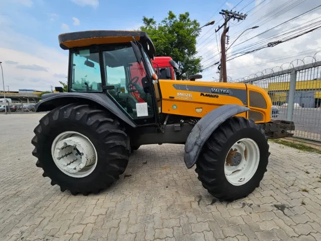 Trator valtra bm 125